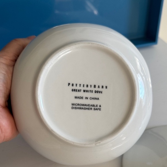 Pottery Barn Great White Dove Serving Bowl With Lid The Great White Collection - Picture 4 of 6